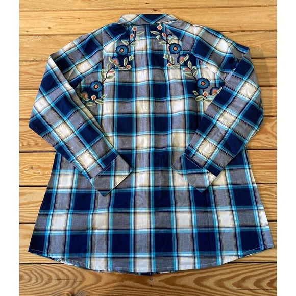 NWT Tolani Collection Embroidered Button Front Plaid Top Size Small Women’s Blue - Picture 2 of 9